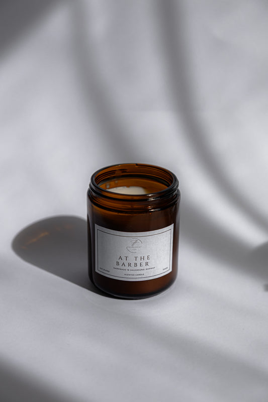 At The Barber - Duftlys