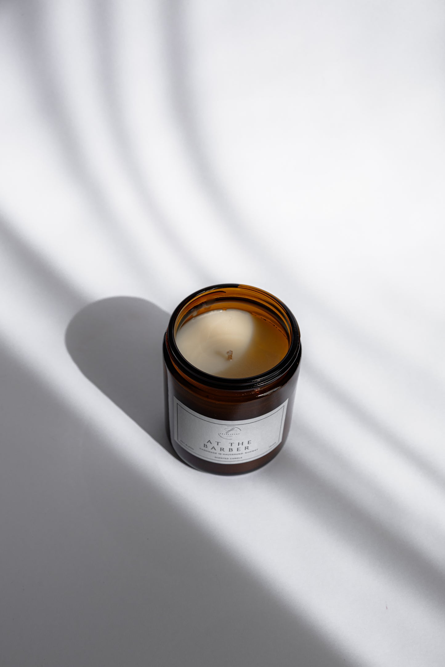 At The Barber - Duftlys